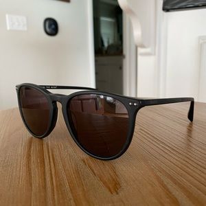 MVMT Polarized Ingram Sunglasses - Black and Grey